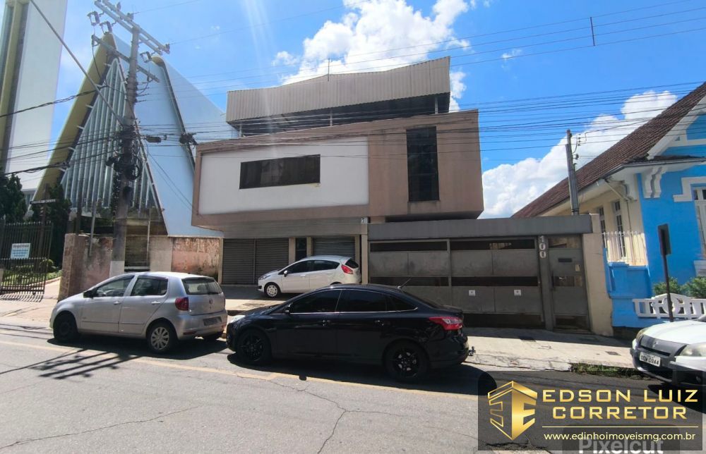 Casa Comercial à venda no bairro Centro