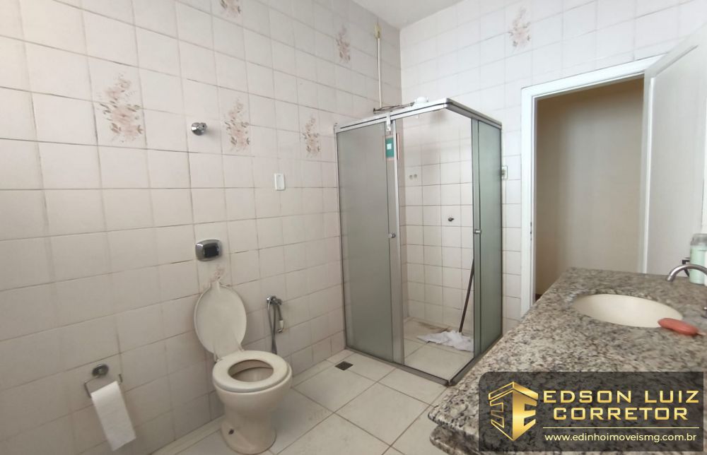 300 - Casa Comercial à venda no bairro Centro - Edinho Imóveis 10