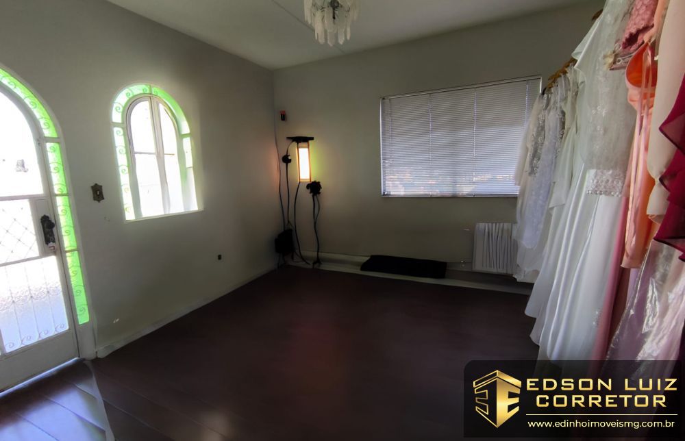 331 - Casa + Loja + Apt à venda no bairro Santo Antônio - Edinho Imóveis 5