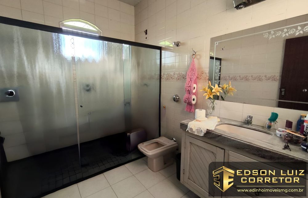 331 - Casa + Loja + Apt à venda no bairro Santo Antônio - Edinho Imóveis 6