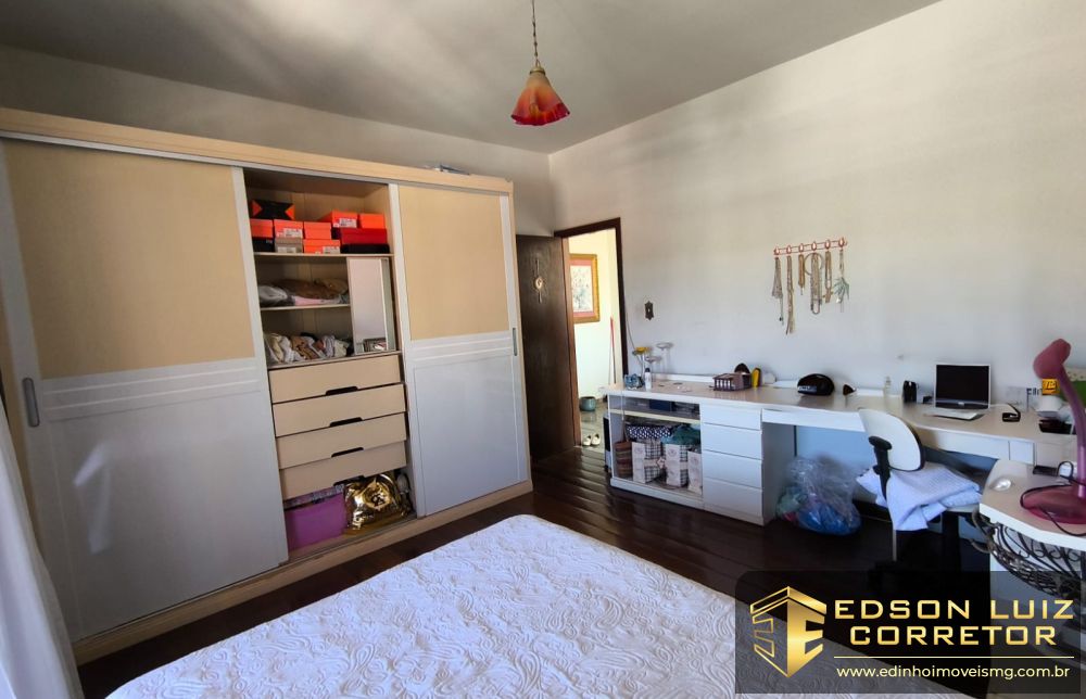 331 - Casa + Loja + Apt à venda no bairro Santo Antônio - Edinho Imóveis 9