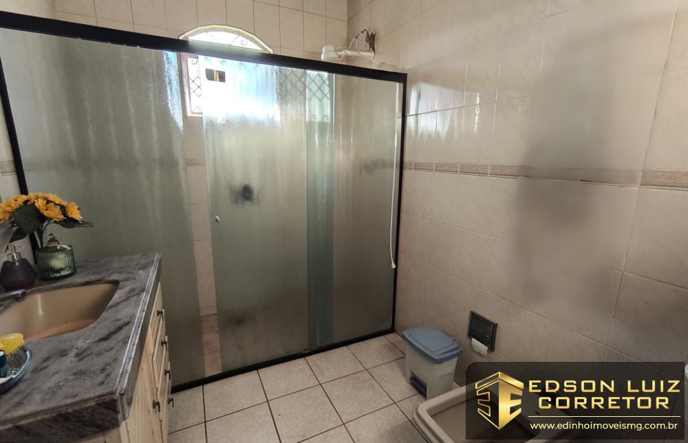 331 - Casa + Loja + Apt à venda no bairro Santo Antônio - Edinho Imóveis 11