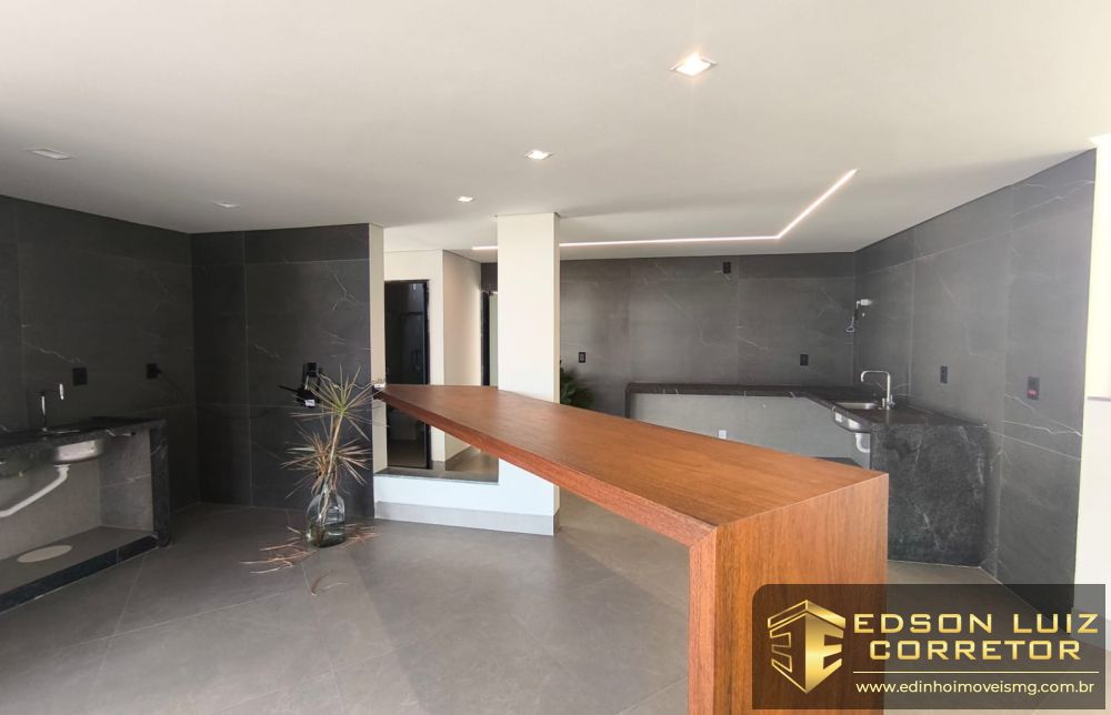 332 - Casa - Alto Padrão à venda no bairro São José - Edinho Imóveis 9