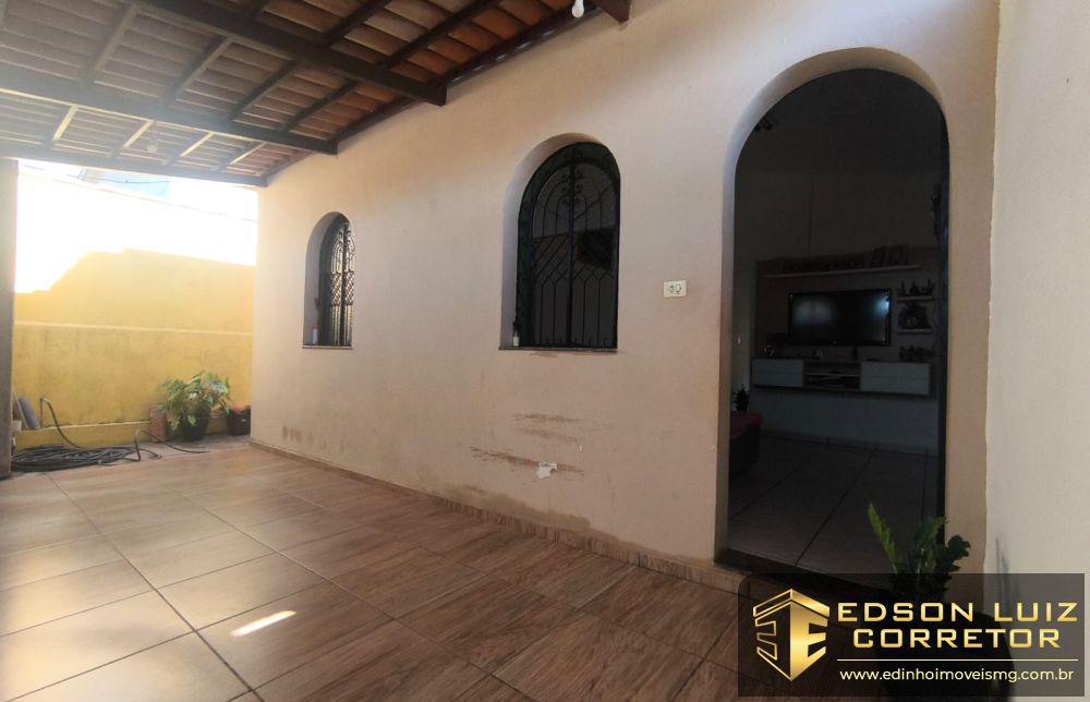 Casa À Venda no bairro Recanto da Lagoa