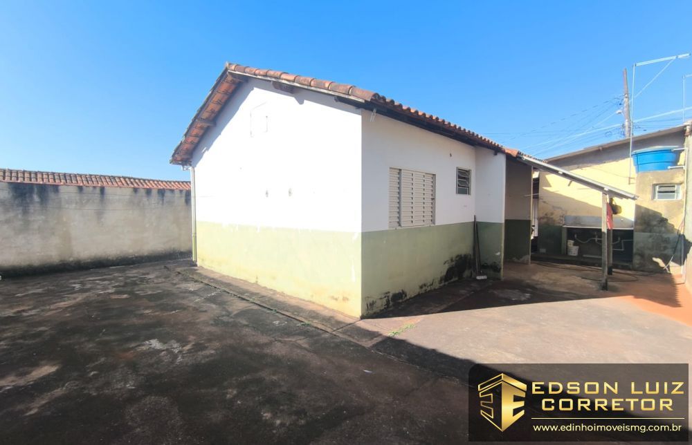 337 - Casa à venda no bairro São Vicente de Paulo - Edinho Imóveis 10