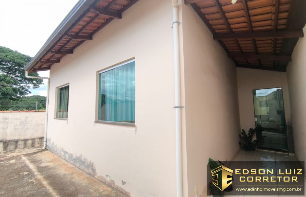 Casa À Venda no bairro Recanto da Lagoa