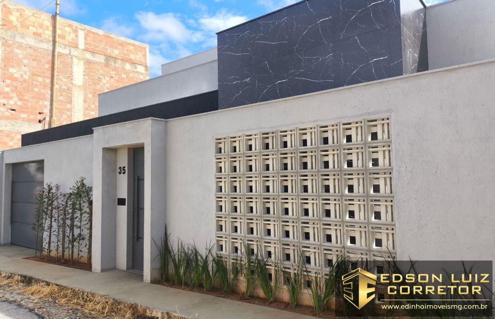 Casa À Venda no bairro Dom Bosco