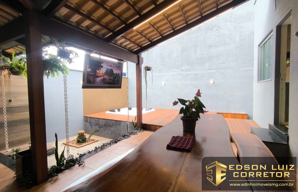 378 - Casa &agrave; venda no bairro Santa Edwirges - Edinho Im&oacute;veis 24