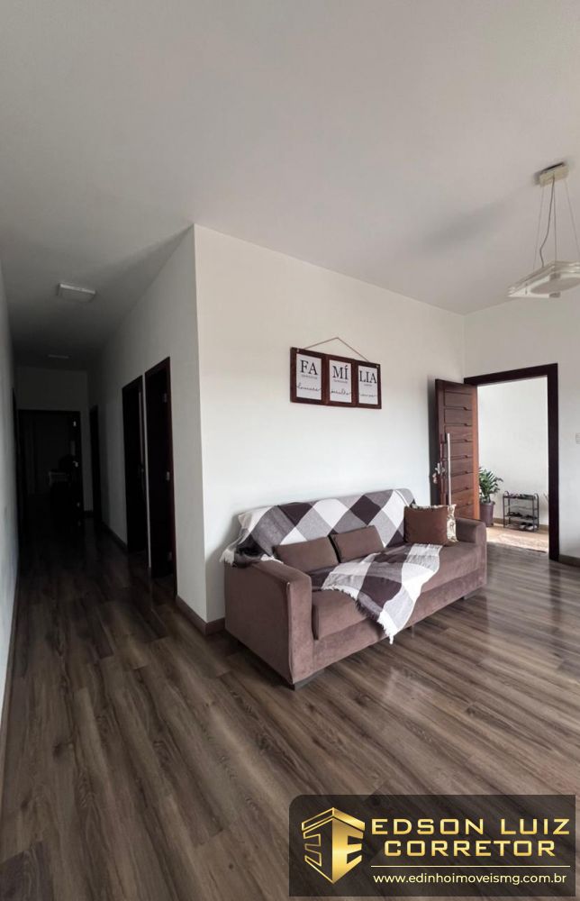 380 - Casa &agrave; venda no bairro Jardins - Edinho Im&oacute;veis 3