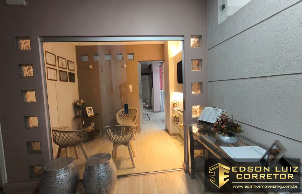 Sala Comercial À Venda no bairro Centro