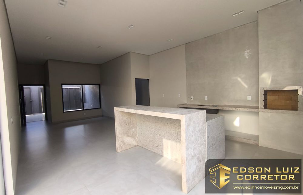 390 - Casa &agrave; venda no bairro Pouso Alegre - Edinho Im&oacute;veis 1
