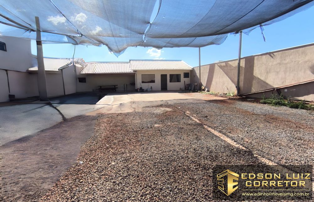 Casa À Venda no bairro Alta Villa